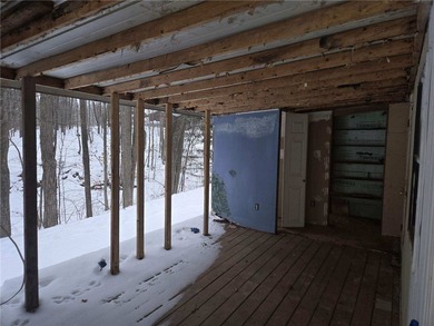 Unlock the potential of this spacious 2-bedroom, 1-bath trailer - photo 13