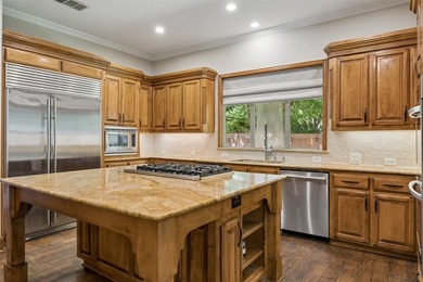 Nestled on a premium corner lot in the prestigious Bridlewood - photo 15