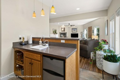This inviting home features panoramic mountain views and a - photo 19