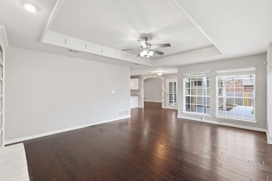 This one is for all you single-story lovers! Some homes just - photo 20