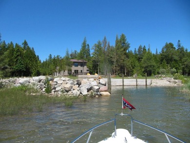 Experience the absolute pinnacle of Northern Michigan living in - photo 1