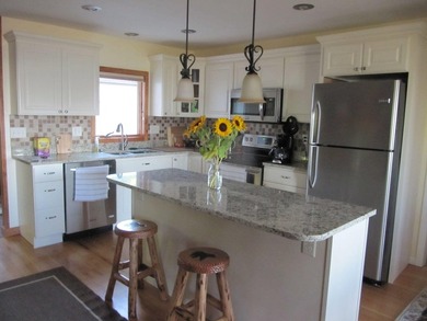 Experience the absolute pinnacle of Northern Michigan living in - photo 7