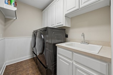 Nestled on a premium corner lot in the prestigious Bridlewood - photo 29