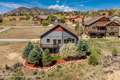 This inviting home features panoramic mountain views and a - photo 31