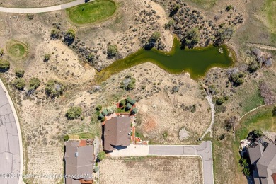 This inviting home features panoramic mountain views and a - photo 38