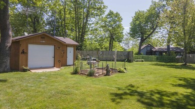 Additional listing photo 1