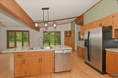 Additional listing photo 3