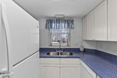 Step into coastal comfort with this updated 2BR/2BA condo - photo 8