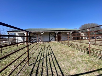 Looking for a horse farm look no farthere take a look at this - photo 4