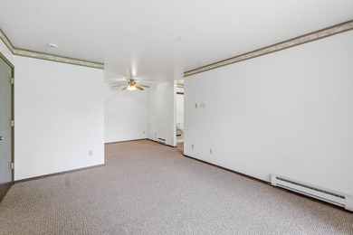Additional listing photo 4