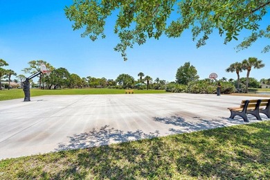 Oversize corner lot 3 bedroom, 2 bath, 2 car garage in Jupiter! - photo 26