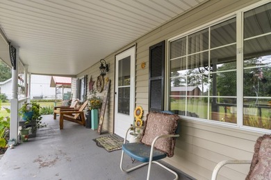 Lake Conway living meets everyday comfort at 16 Dam Rd in - photo 4