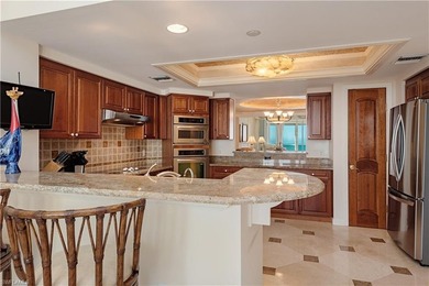 This 19th-floor St Raphael 4-bedroom, 4-bath, 3100 sq. ft - photo 4