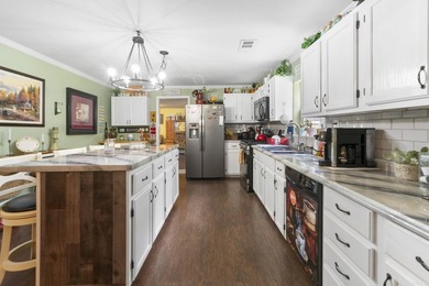 Lake Conway living meets everyday comfort at 16 Dam Rd in - photo 10