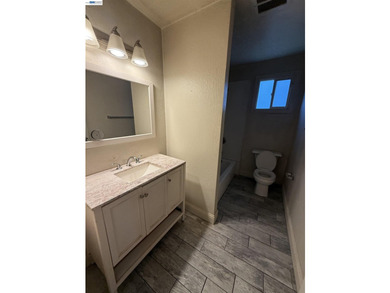 This Richmond property offers a solid opportunity for buyers and - photo 5