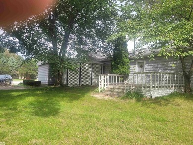 Great location for shopping and schools property is also zoned - photo 5