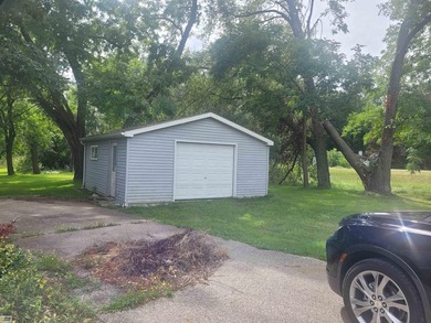 Great location for shopping and schools property is also zoned - photo 8