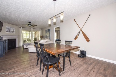Lake Martin living made easy Warm, inviting, and fully - photo 6