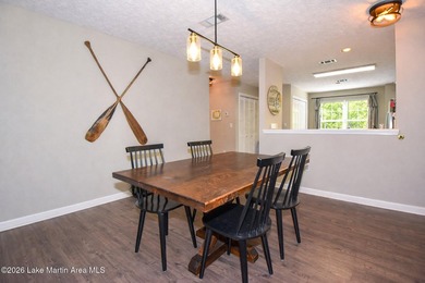 Lake Martin living made easy Warm, inviting, and fully - photo 8