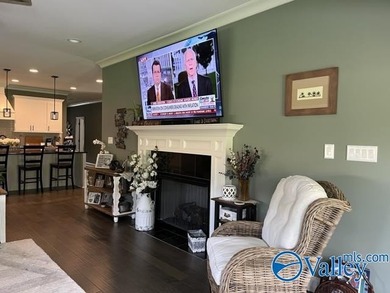 Stunning 4BR/3.5BA home with high-end finishes throughout! Open - photo 24