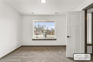 This well-proportioned house is waiting for the final owner to - photo 5