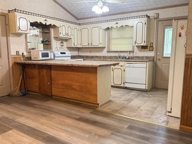 Don't miss this opportunity to own an affordable waterfront home - photo 4