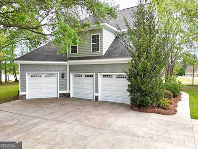 Lake front home with private dock on 1.39 acres in Thomasville - - photo 4