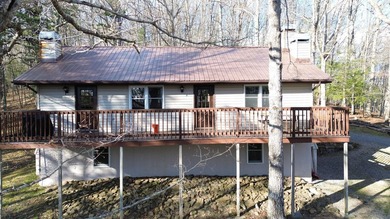Pristine 5b 3b home boasting warm wood finishes, 3 cozy - photo 2