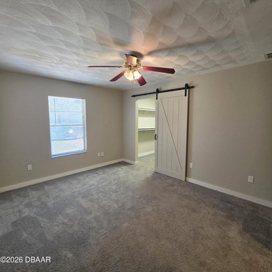 Great opportunity in Florida Shores! This Frame home has an - photo 8
