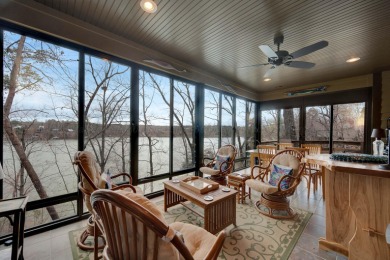Stunning 4-bedroom, 3.5-bath custom-designed waterfront home - photo 9