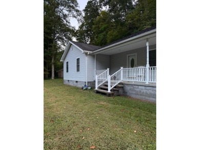 (private lake, pond, creek) Home For Sale in Hardy Kentucky