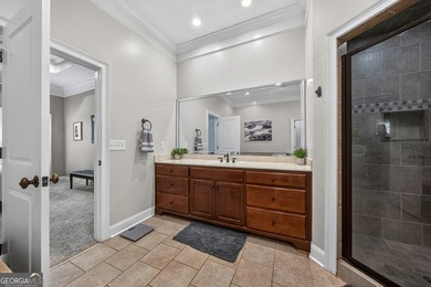 Welcome home to this beautifully maintained all-brick ranch - photo 22