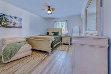 PERFECT 2ND HOME/INVESTMENT PROPERTYpletely furnished and move - photo 28