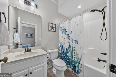 Welcome home to this beautifully maintained all-brick ranch - photo 29