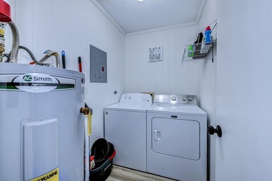 PERFECT 2ND HOME/INVESTMENT PROPERTYpletely furnished and move - photo 31