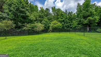 Welcome home to this beautifully maintained all-brick ranch - photo 39