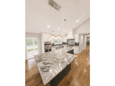 Highly desirable single-level home located in the heart of Old - photo 8