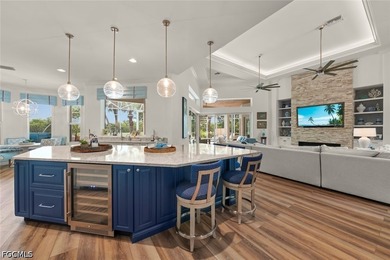 Beautiful fully reimagined and updated home in the private golf - photo 4
