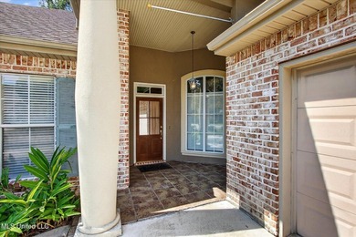 Fantastic location near the North Rec pool and playground! This - photo 4