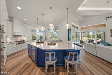 Beautiful fully reimagined and updated home in the private golf - photo 7