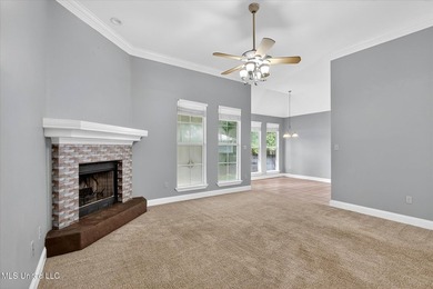 Fantastic location near the North Rec pool and playground! This - photo 8
