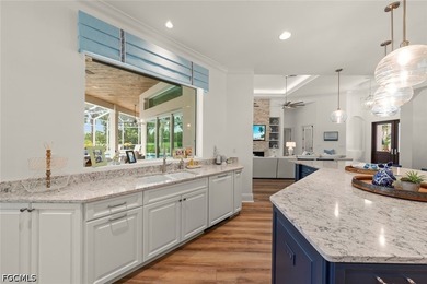 Beautiful fully reimagined and updated home in the private golf - photo 10