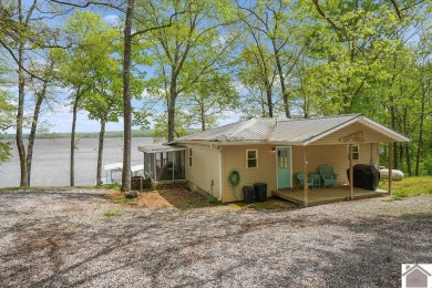 Kentucky Lake Home Sale Pending in Murray Kentucky