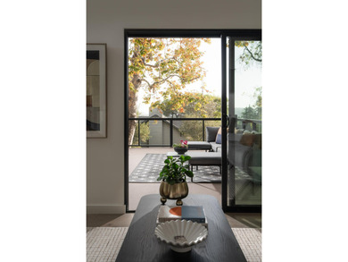 Ideally situated between the Upper East and Lower Riviera, this - photo 4