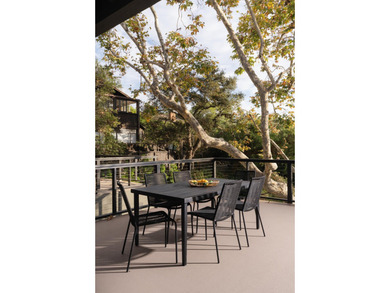 Ideally situated between the Upper East and Lower Riviera, this - photo 6