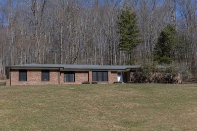 Clinch River Home For Sale in Pounding Mill Virginia