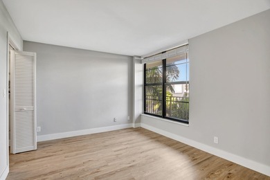 FULLY REIMAGINED 2-bed, 2-bath condo in the best location of - photo 14