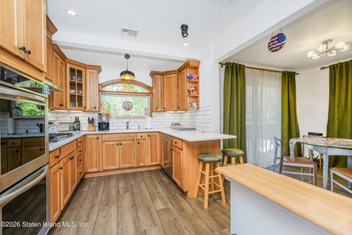 Welcome to 393 Saint Andrew's Rd! This fully renovated 1-Family - photo 18