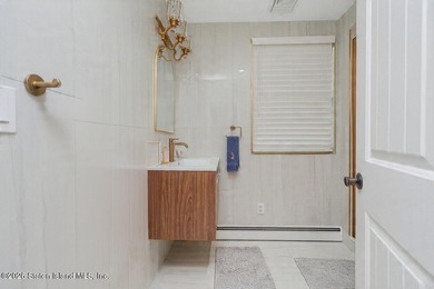 Welcome to 393 Saint Andrew's Rd! This fully renovated 1-Family - photo 36