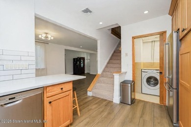 Welcome to 393 Saint Andrew's Rd! This fully renovated 1-Family - photo 37